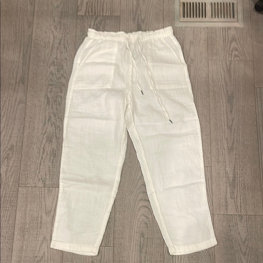 GAP White Casual Pants NEW